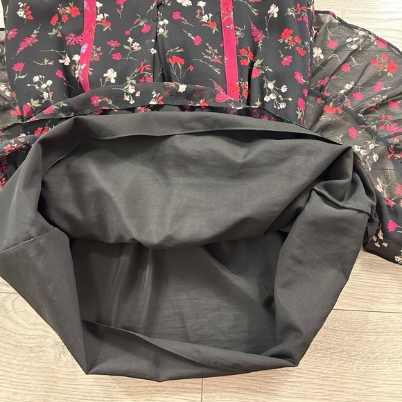 Joie Grover Silk Mini Long Sleeve Dress in Caviar & Dubonnet - Picture 8 of 11